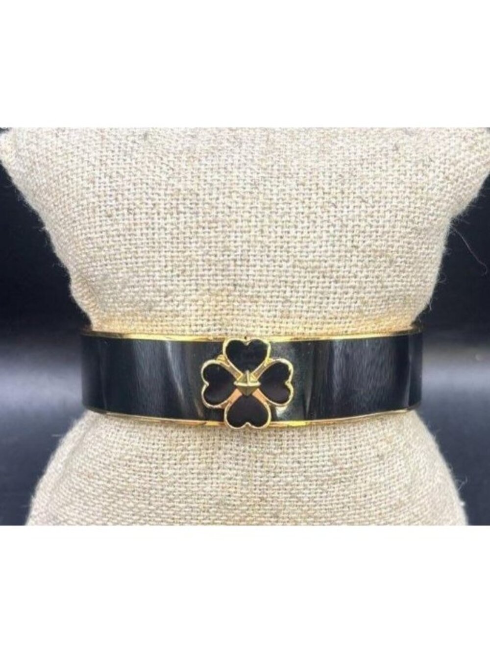 Kate Spade Black & Gold‎ Clover Hinged Bangle Bracelet 2.5" Diameter